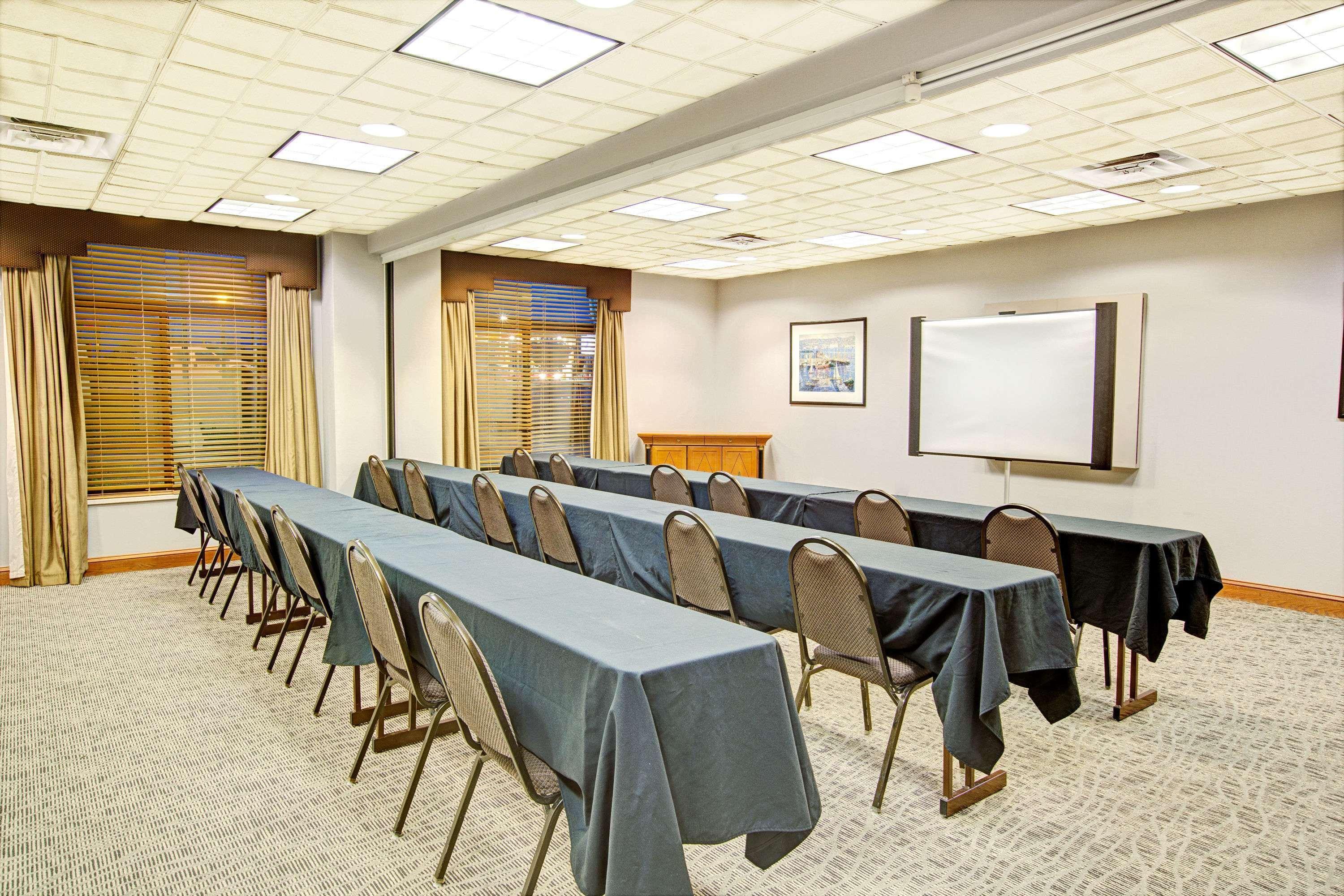 La Quinta Inn & Suites By Wyndham מורסוויל מראה חיצוני תמונה