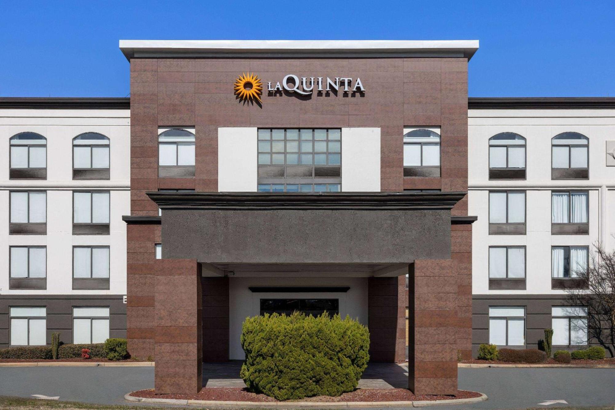 La Quinta Inn & Suites By Wyndham מורסוויל מראה חיצוני תמונה