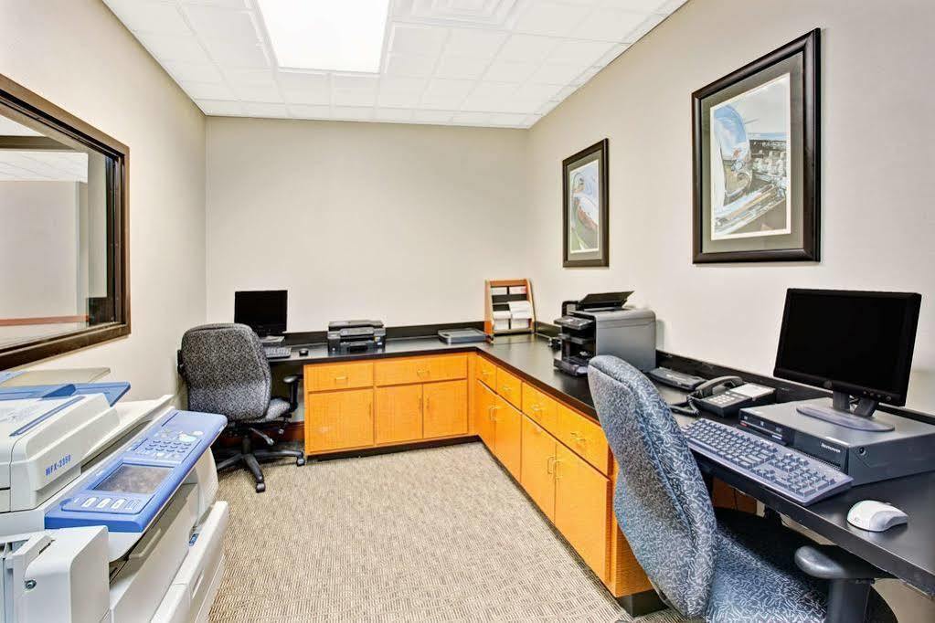 La Quinta Inn & Suites By Wyndham מורסוויל מראה חיצוני תמונה